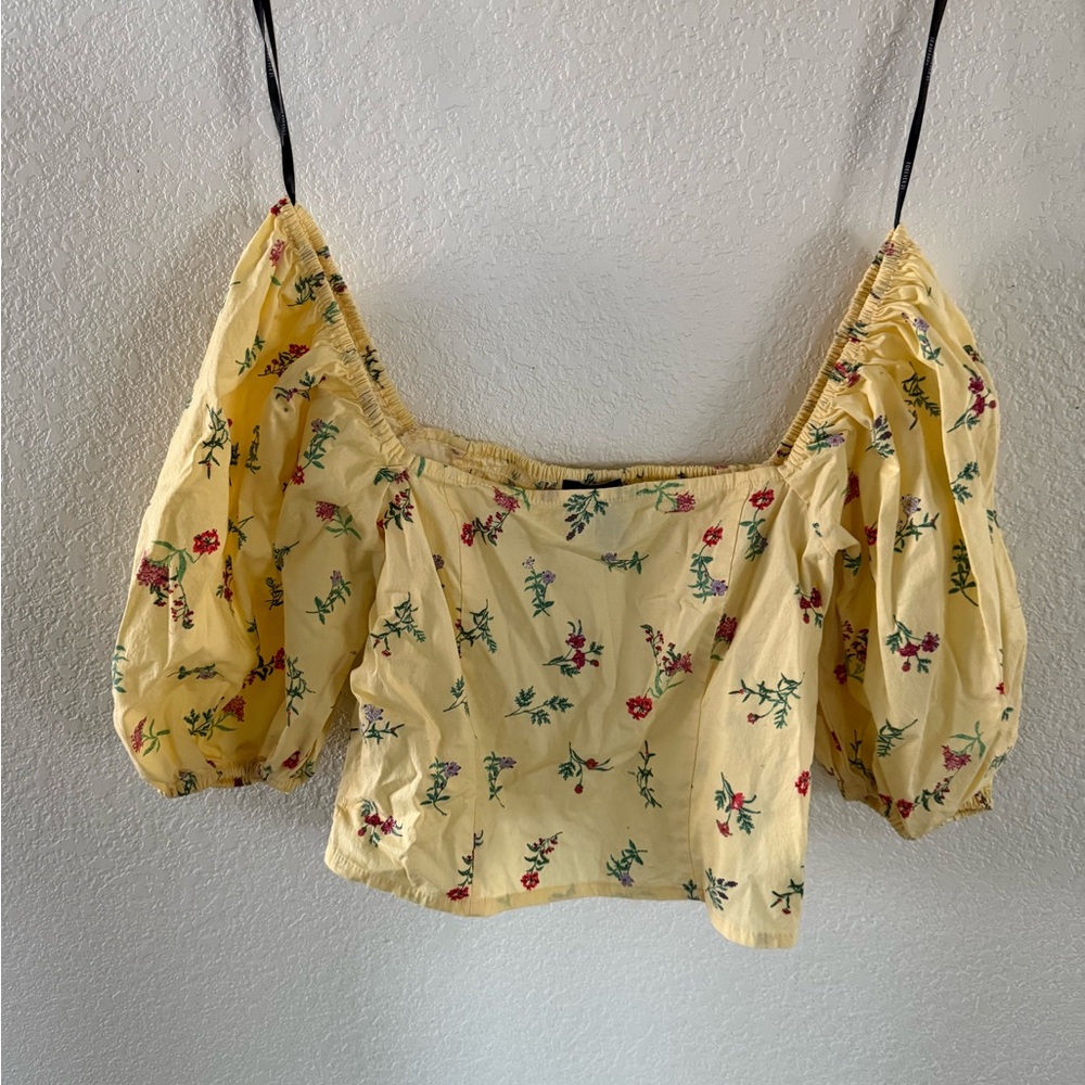 Forever 21 Floral Print Puff Sleeve Top